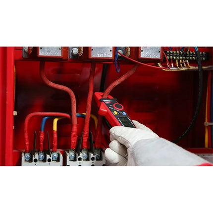Pince ampèremétrique UNI-T UT210B